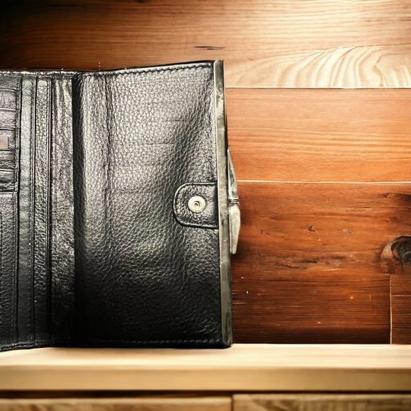 Brighton Quilted Fifth Avenue Shine Long Wallet - Picture 3 of 7